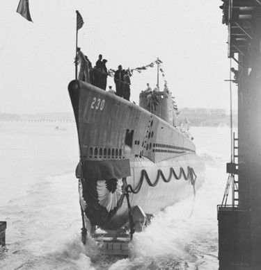 USS FINBACK (SS-230) launching, at the Portsmouth Navy Yard, New Hampshire, on 25 August 1941.