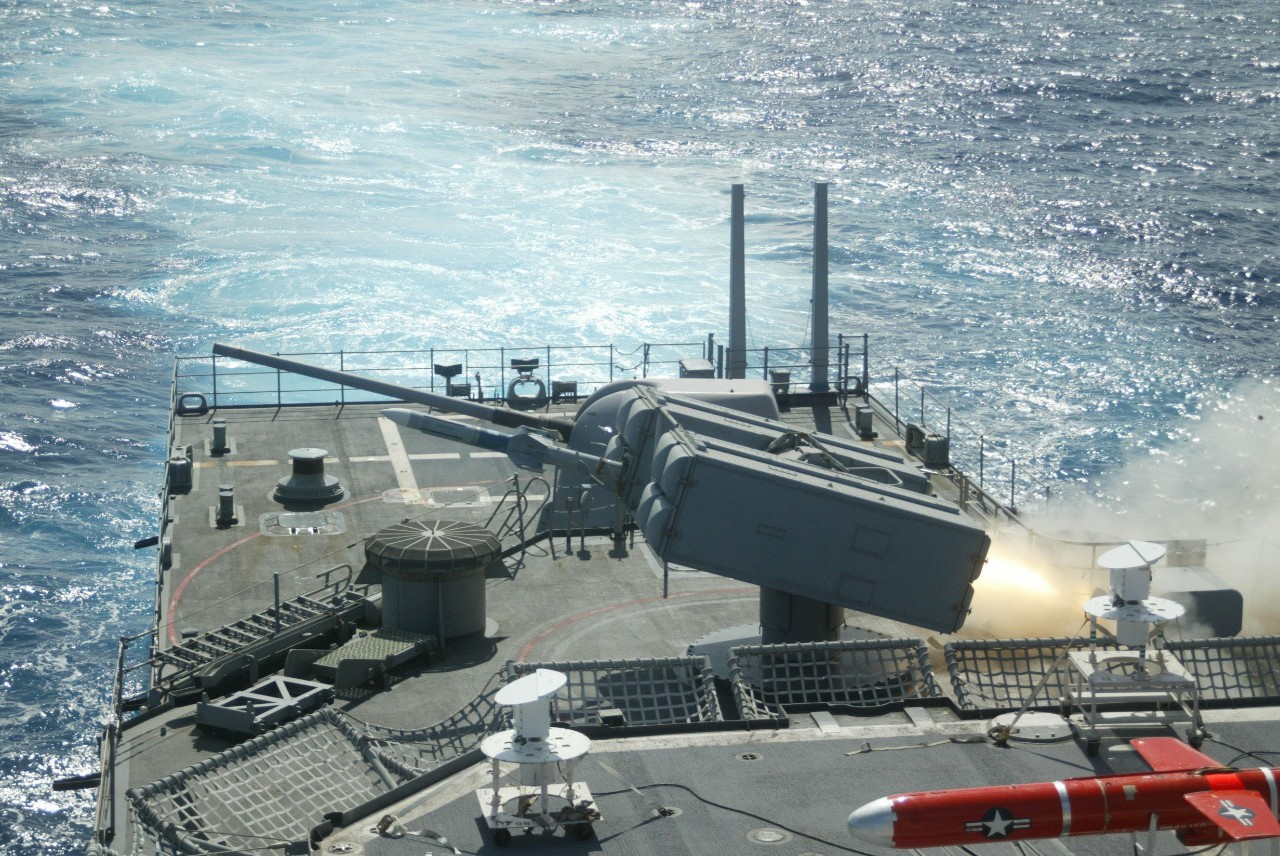 USS O'Brien launches a Sea Sparrow missile