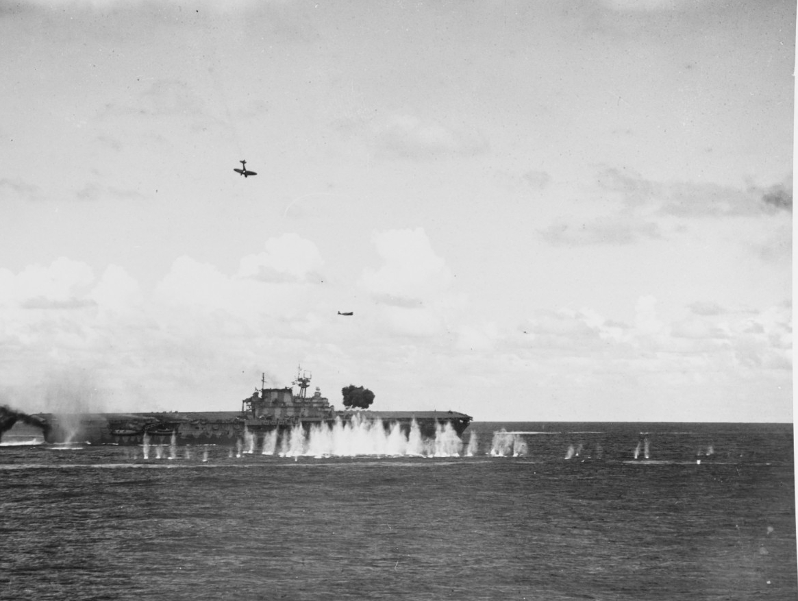 Photo #: 80-G-33947 Battle of the Santa Cruz Islands, October 1942