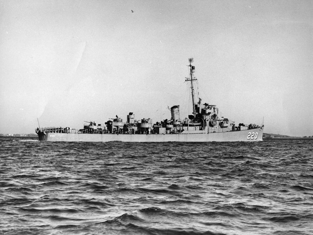 USS Francis M. Robinson (DE-220)