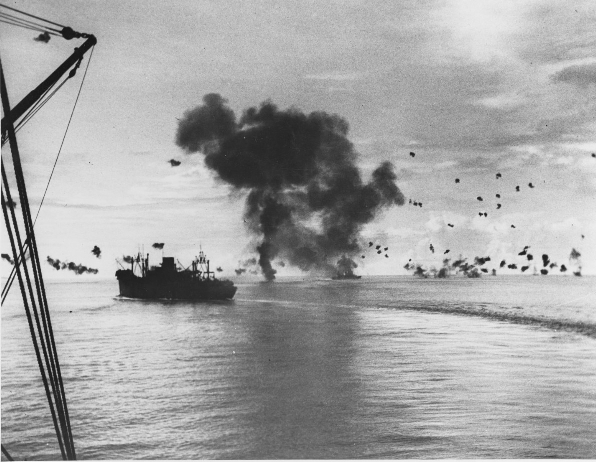 Photo #: 80-G-32366 Naval Battle of Guadalcanal, 12-15 November 1942