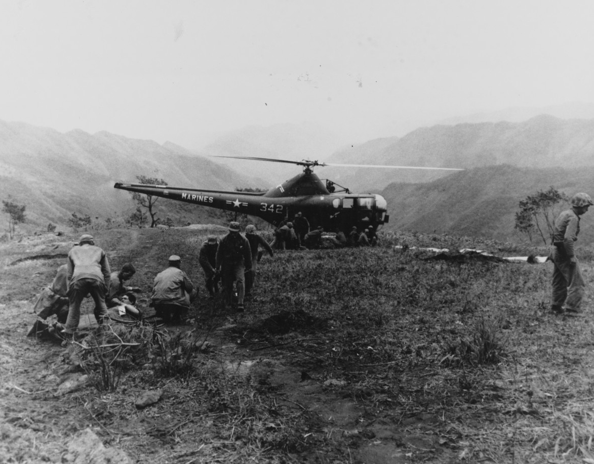 Photo #: NH 97198 Korean War Helicopter Medical Evacuation, 1951