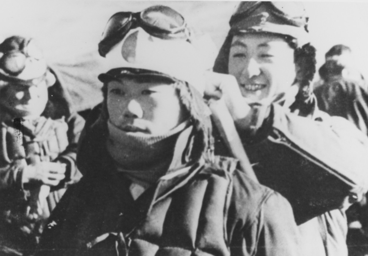 Japanese kamikaze pilots prepare for battle