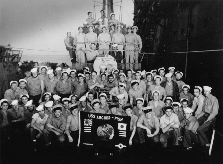 The crew of USS Archerfish (SS-311)