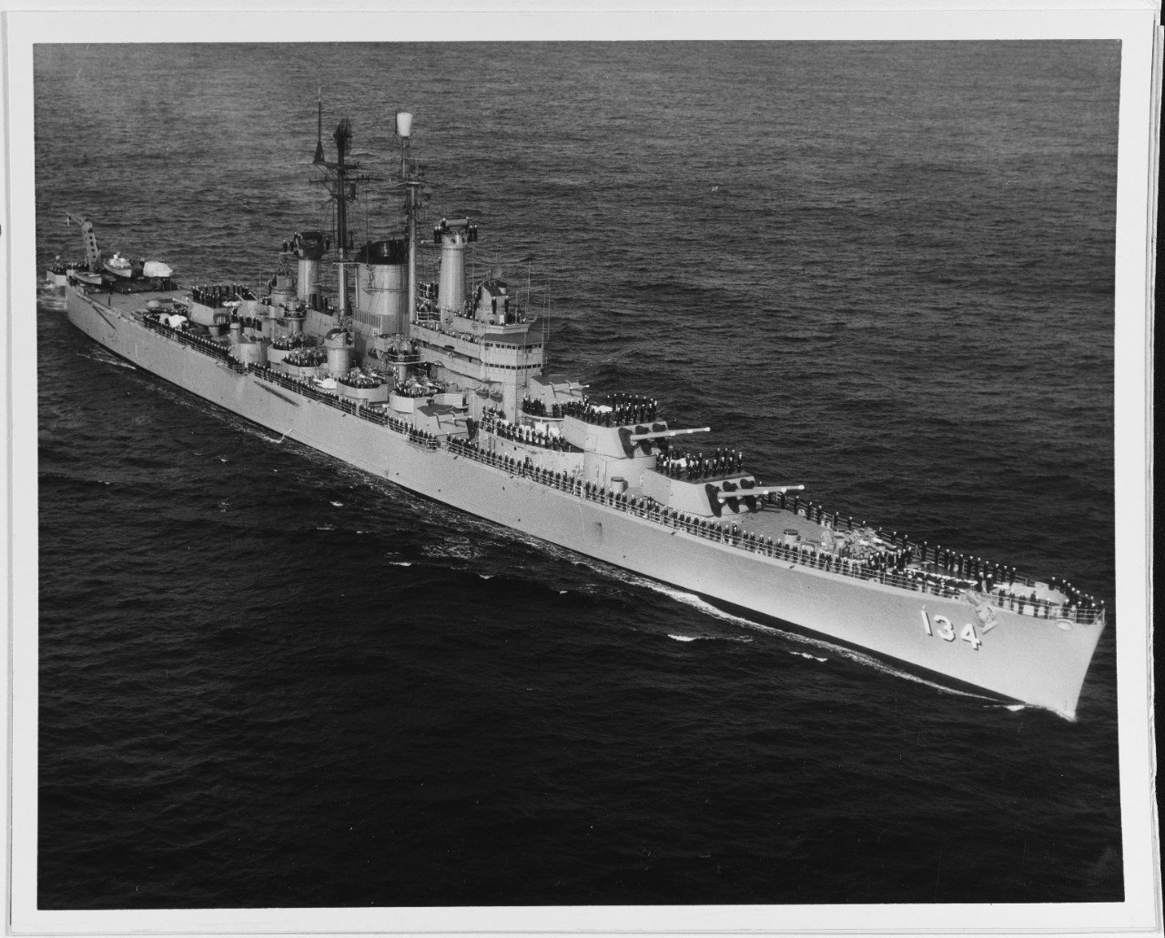 Photo #: USN 1045041  USS Des Moines