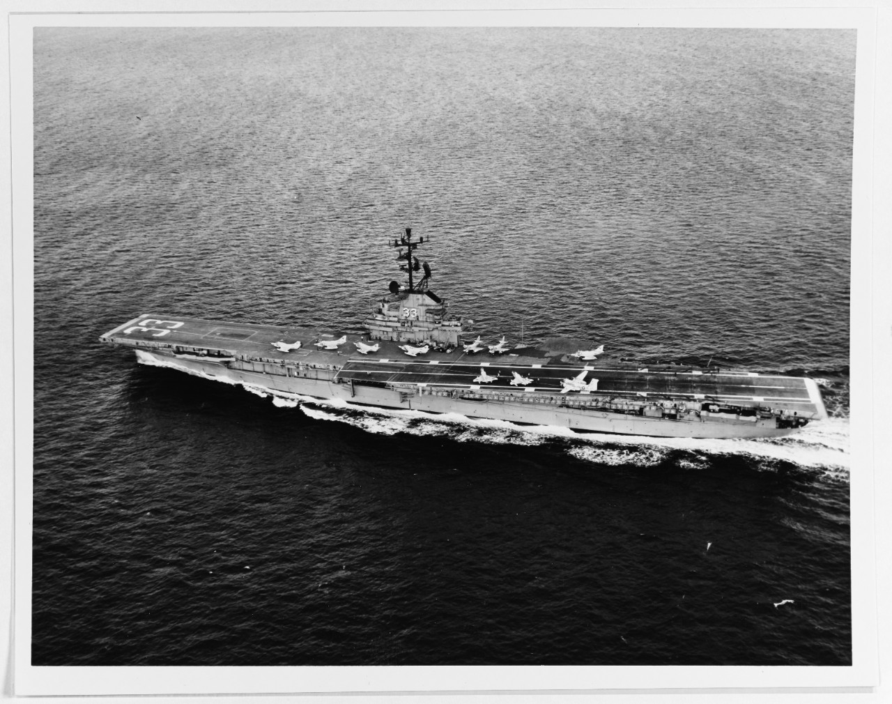 Photo #: USN 1117602  USS Kearsarge (CVS-33)