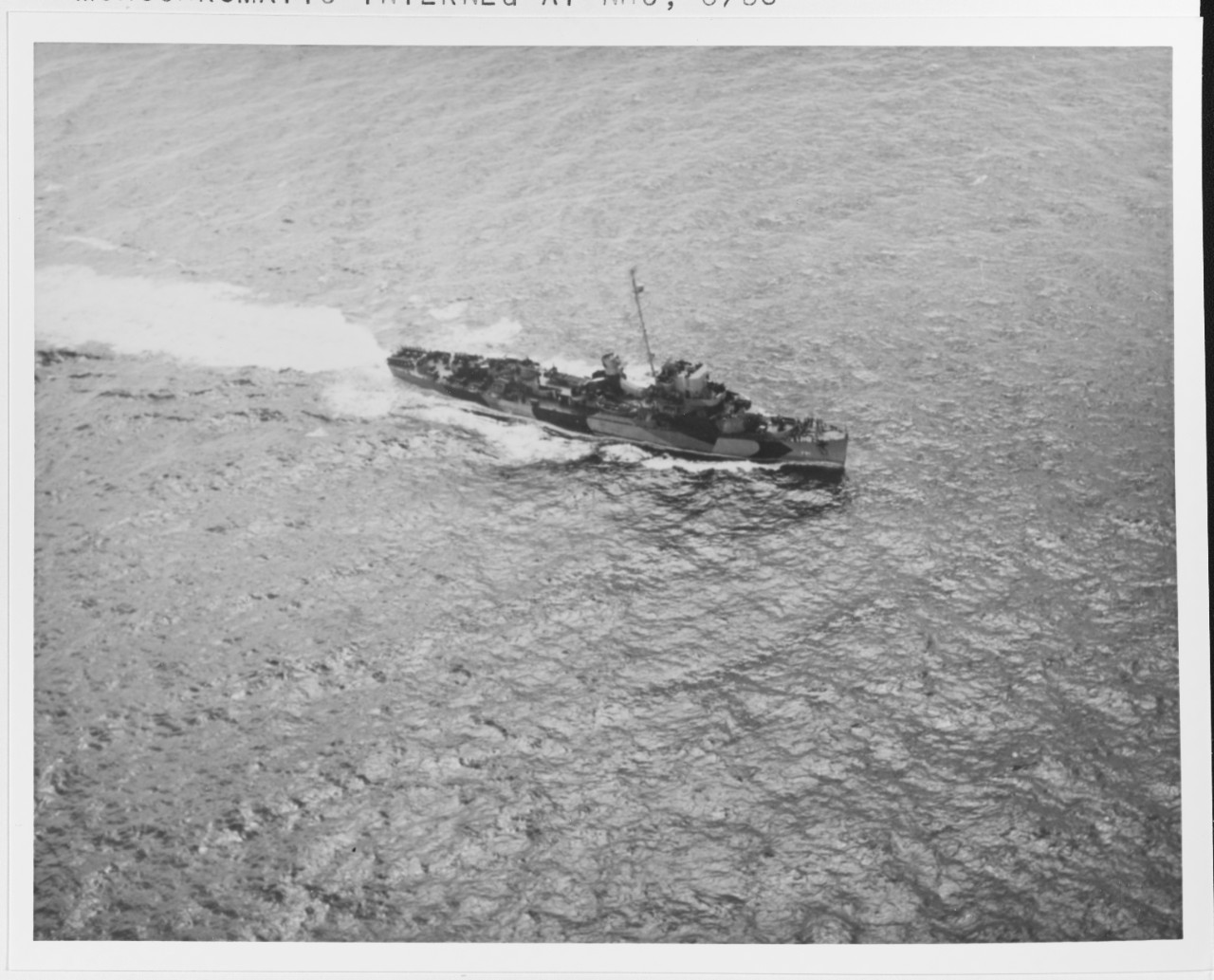 USS OSMUS (DE-701) Underway in the area of Ulithi Atoll, Carolines, circa November-December 1944