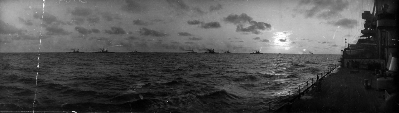 Photo #: NH 2714  &quot;Sunset and Sea Power in the North Sea, April 1915&quot;