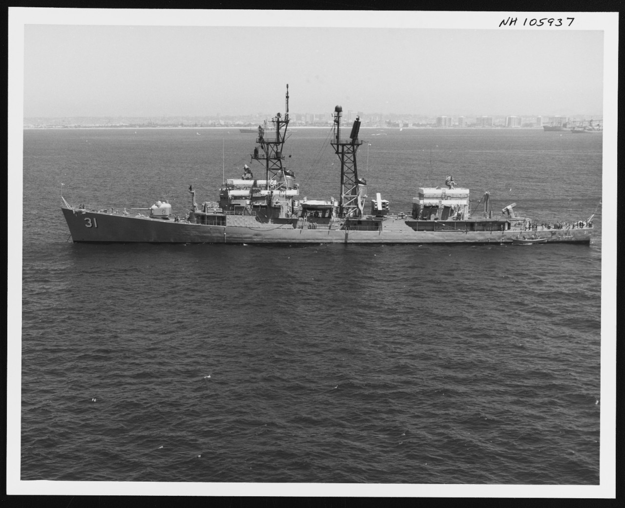 Photo #: NH 105937  USS Decatur
