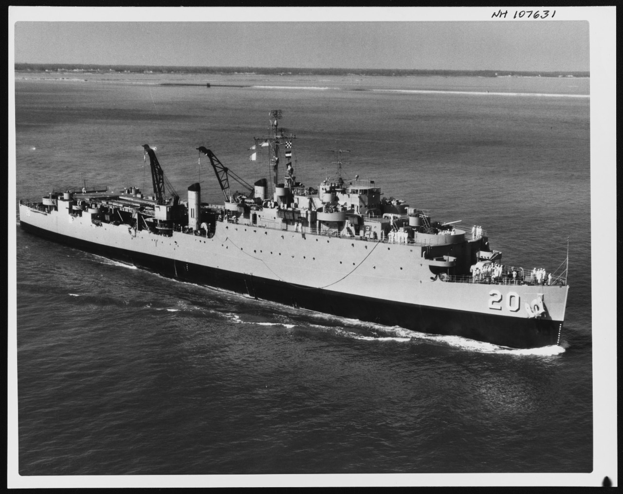 Photo #: NH 107631  USS Donner