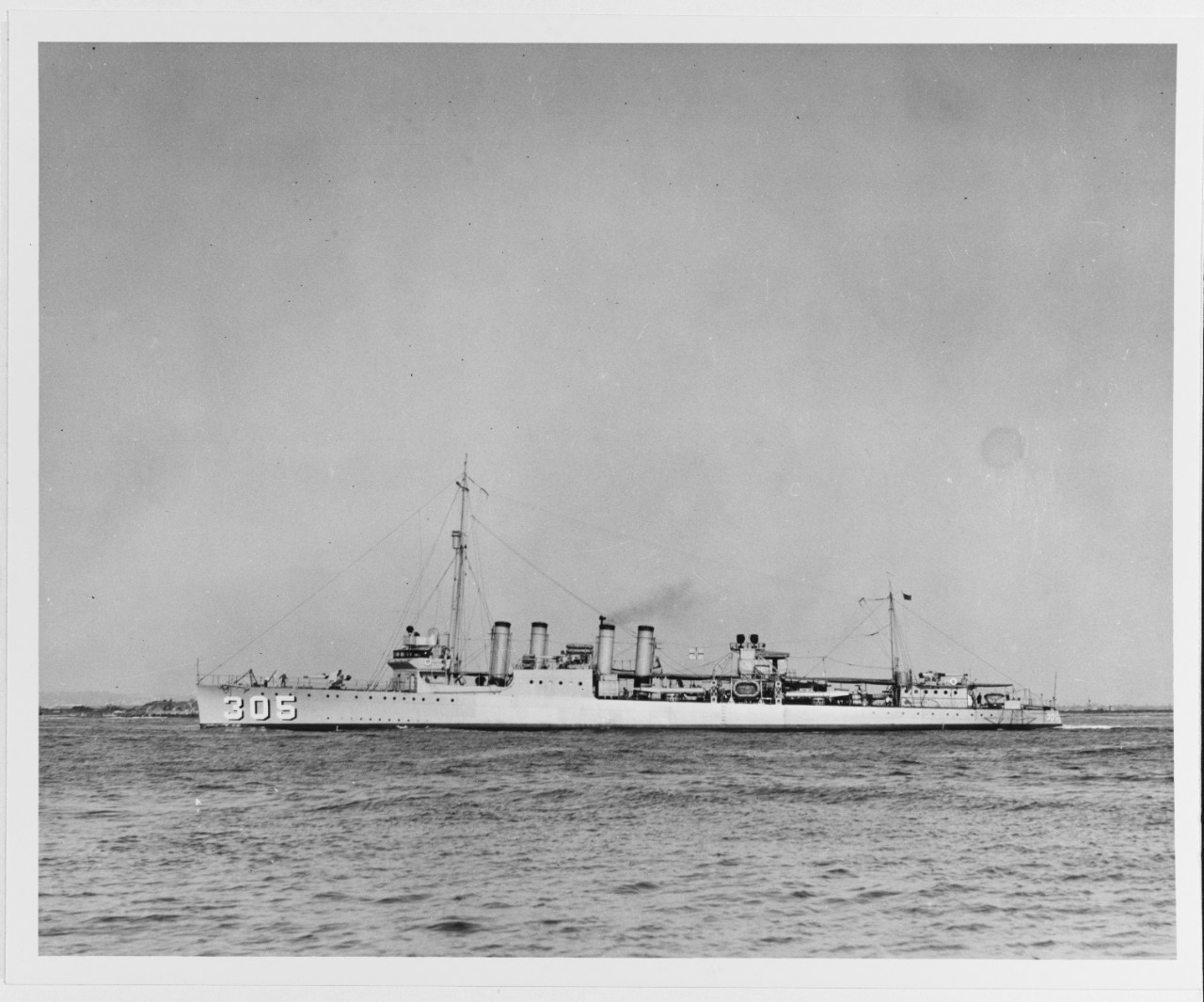 Photo #: NH 49808  USS Thompson (DD-305)
