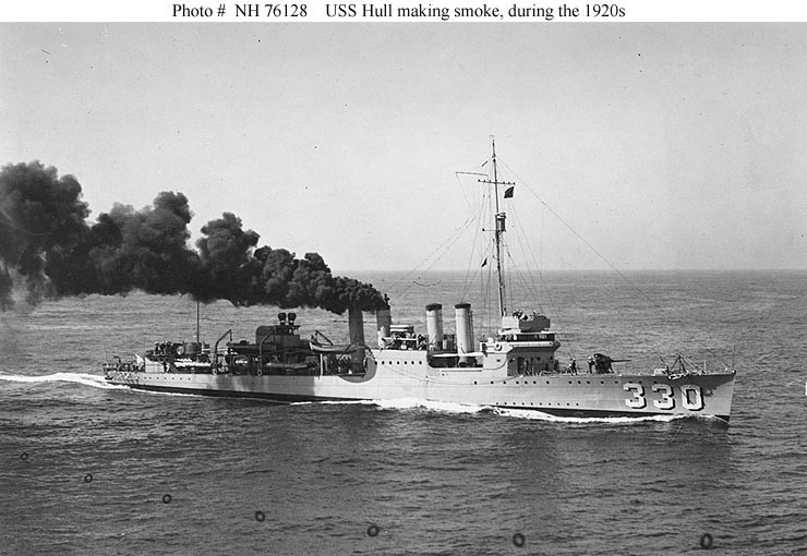 Photo #: NH 76128  USS Hull (DD-330)