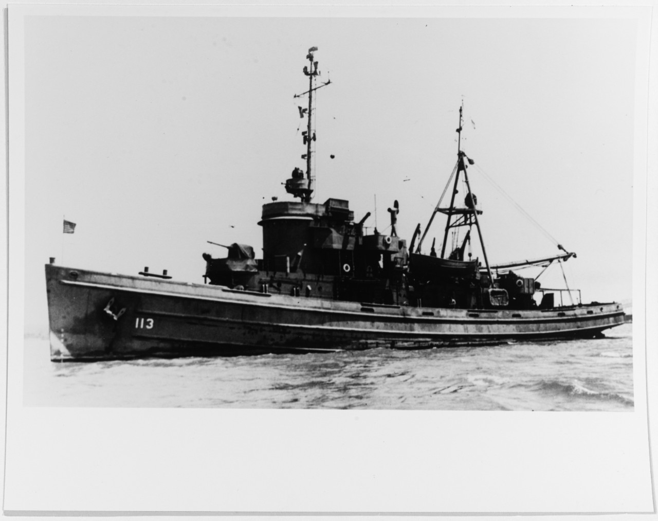 USS TAKELMA (ATF-113)