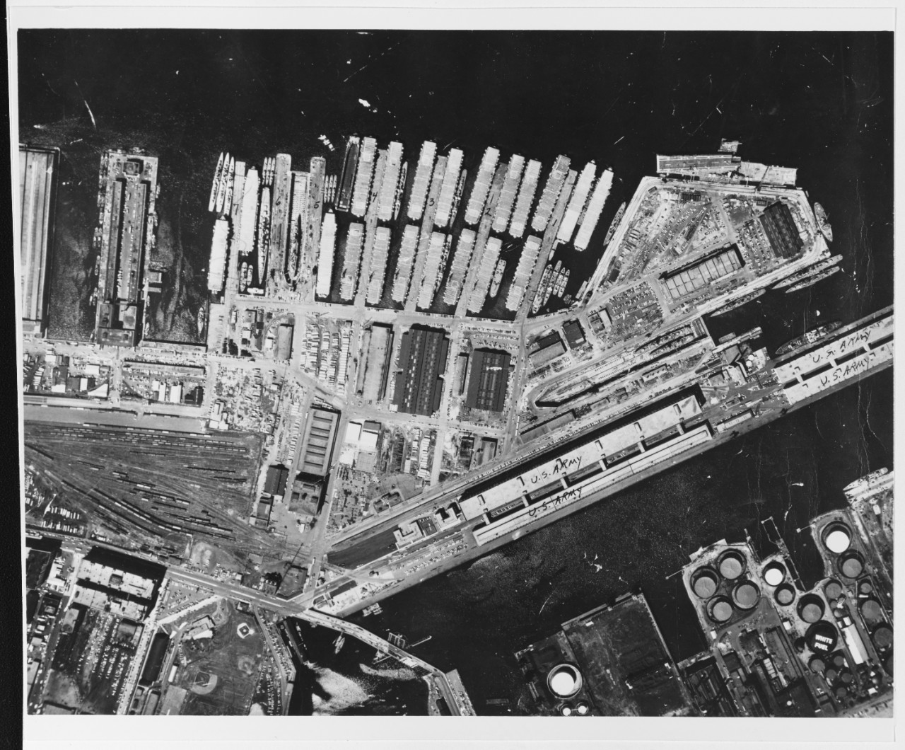 Photo #: NH 94199  Boston Naval Shipyard Annex