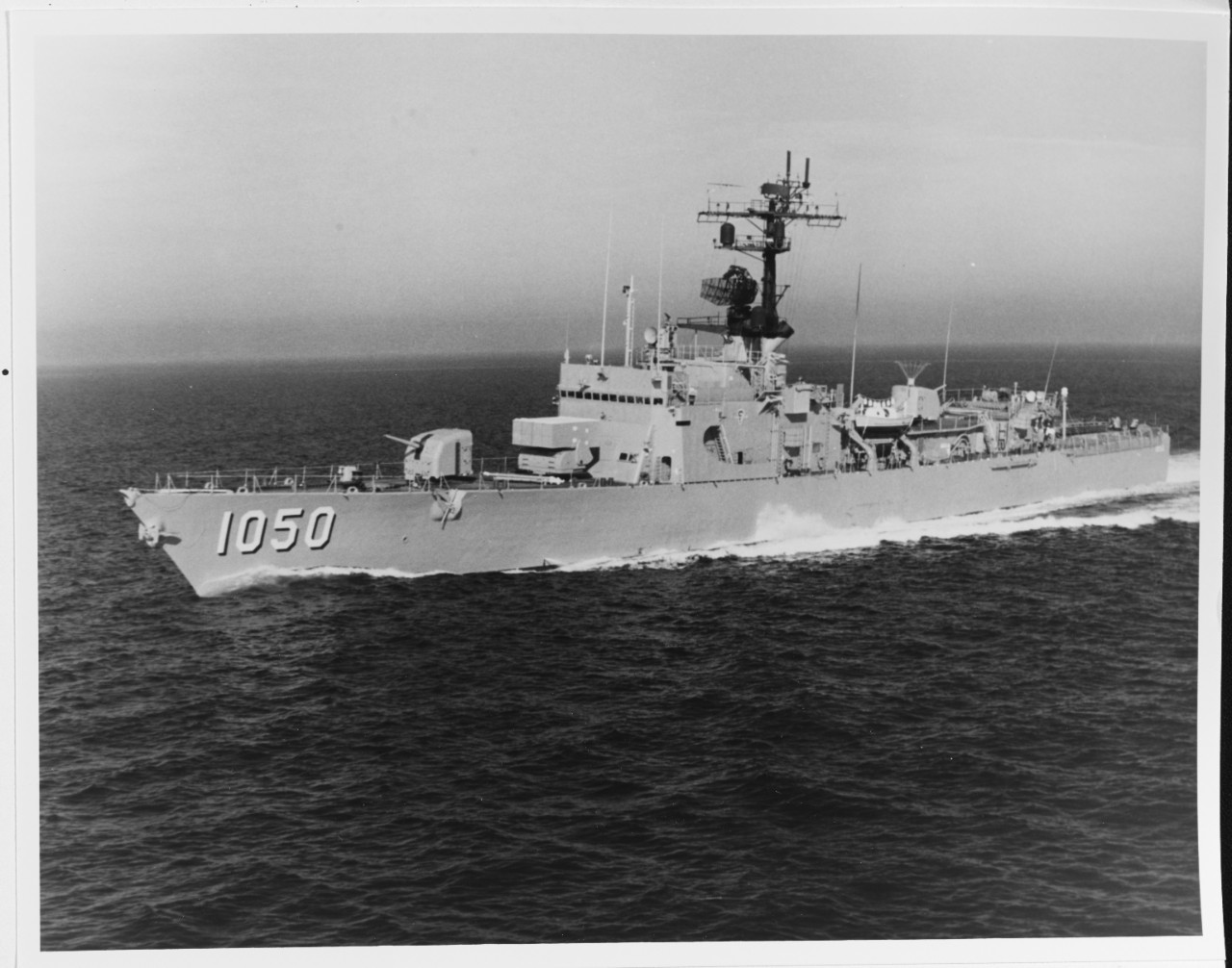 USS ALBERT DAVID (FF-1050)