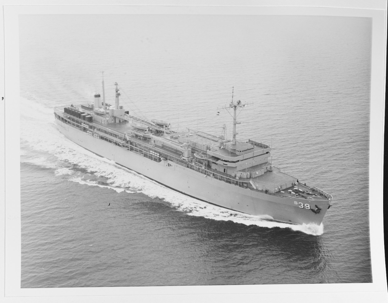 USS EMORY S. LAND (AS-39)