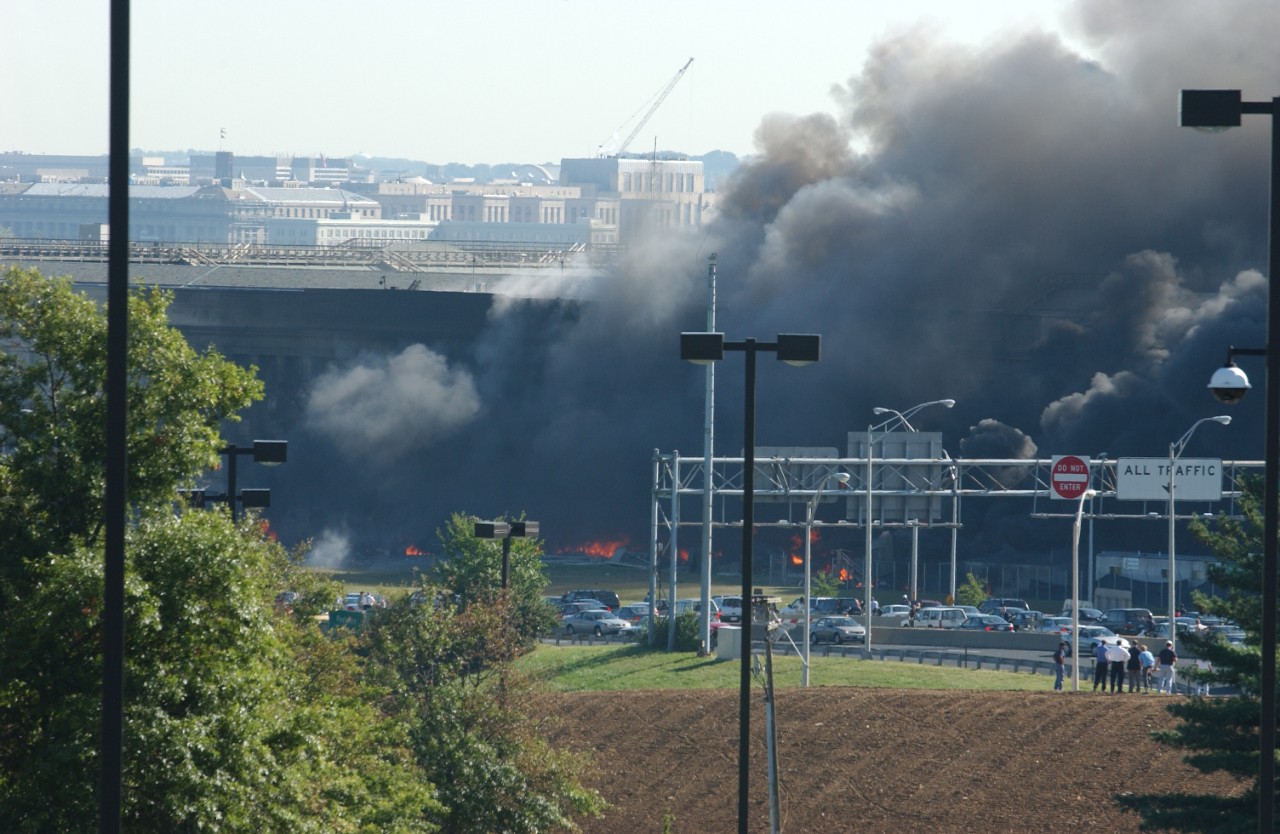 View from the Navy Annex minutes after a hijacked jetliner crashed into building at approximately 0935 on 11 September 2001
