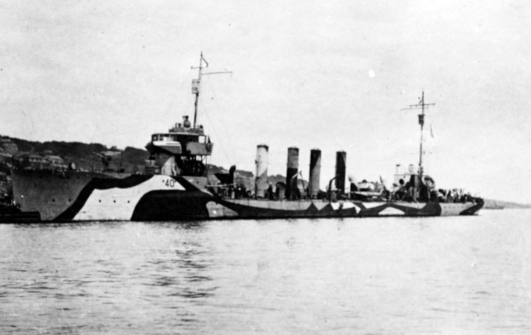 Beale moored to a buoy at Queenstown, Ireland, in 1918, painted in pattern camouflage. (U.S. Naval History and Heritage Command Photograph NH 56363)