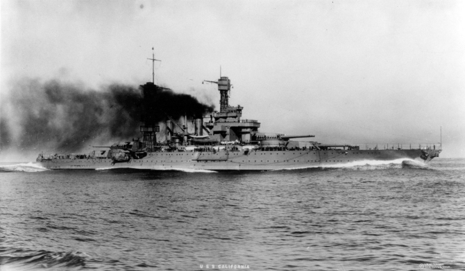 The ship makes smoke and churns through the placid Pacific with the “bone in her teeth” while working up, circa 1921. (O.W. Waterman of San Diego, Calif., Collection of Lt. Cmdr. Abraham DeSomer, donated by Myles DeSomer, 1975, Naval History and Heritage Command Photograph NH 82114)