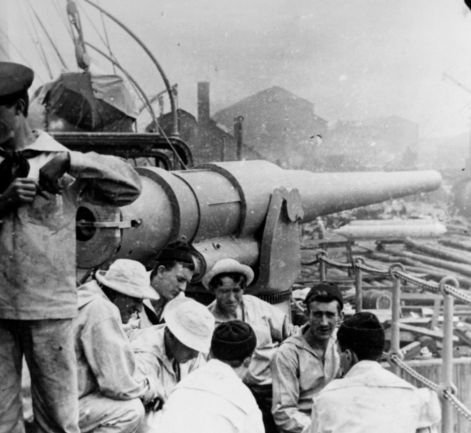 Sailors relax by the 6-inch gun on Dixie’s starboard side spar deck during the Spanish-American War, 1898. (Naval History and Heritage Command Photograph NH 67456)