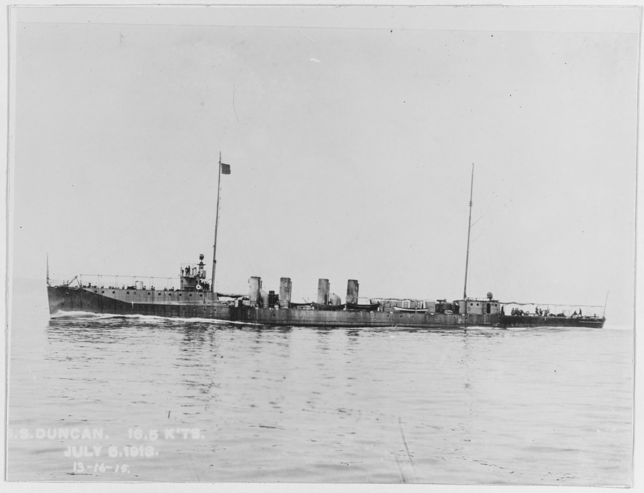 Duncan, prior to installation of armament, making 16.5 knots while running trials, 5 July 1913. (Naval History and Heritage Command Photograph NH 54578)