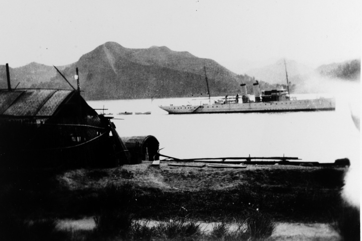 Isabel at Ichang, China, 1932. (Naval History and Heritage Command Photograph NH 80118)