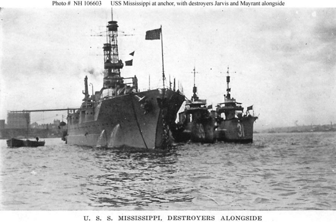 Mississippi (Battleship No. 41) at anchor in early or mid-1919. Jarvis and Mayrant (Destroyer No. 31) are moored to her port side. (Naval History and Heritage Command Photograph NH 106603)