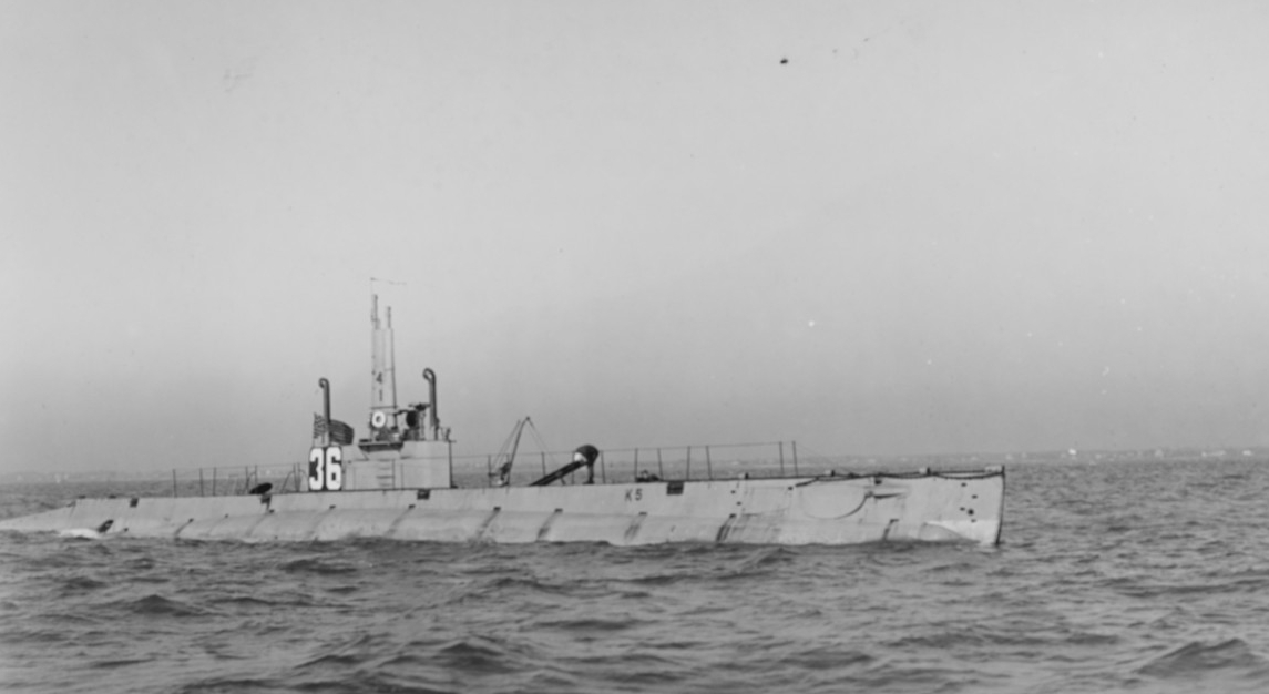 K-5 in Hampton Roads, Va., 13 December 1916. (Naval History and Heritage Command Photograph NH 52377)