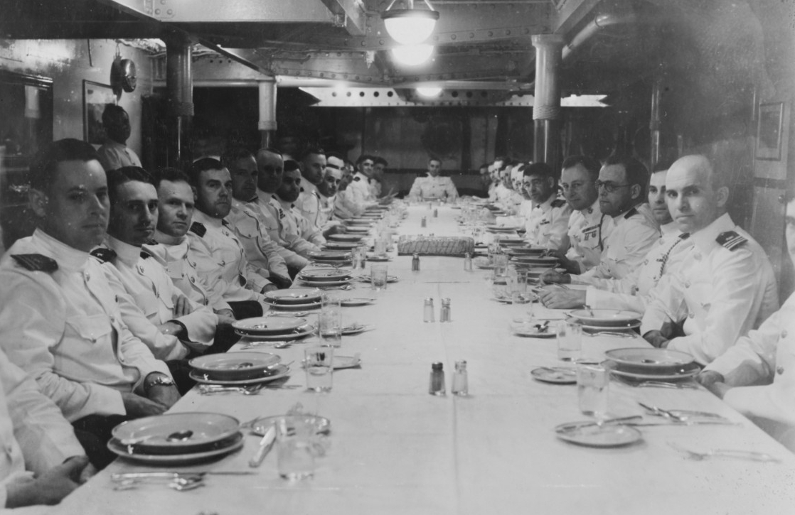 New York officers' mess, 1931. (Naval History and Heritage Command Photograph NH 45004)