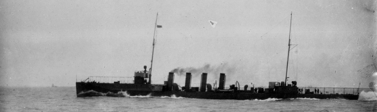 On her trials, O’Brien makes 29.41 knots during 1914. Note at this point her main battery has not yet been fitted. (Naval History and Heritage Command Photograph NH 44571)