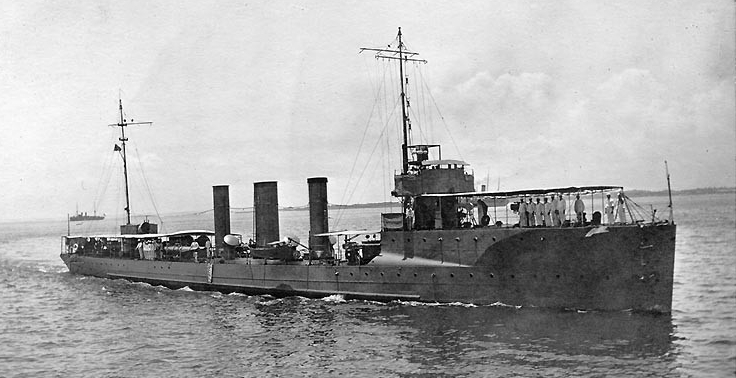 Patterson underway prior to World War I, probably circa 1912 when she was commanded by Harold R. Stark. The number 4 appears on her second stack. (Naval History and Heritage Command Photograph NH 99626)