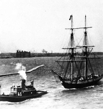 USS Niagara (1813-1820) Replica, under tow of the tug Buffalo, during the Perry Centennial Naval Parade, 1913. Possibly at Erie, Pa.