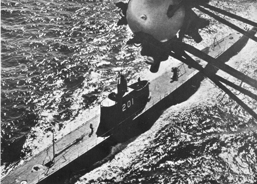 USS Triton (SS-201) Photographed from a U.S. Navy Blimp