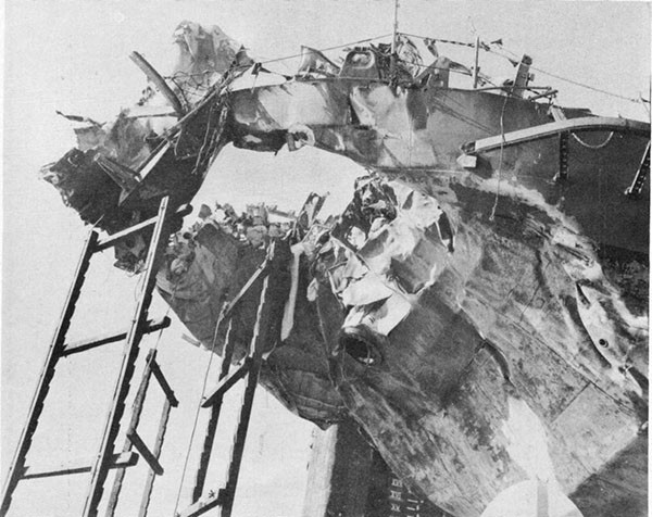 Photo 41: Starboard side view of damage to stern USS KENDRICK.