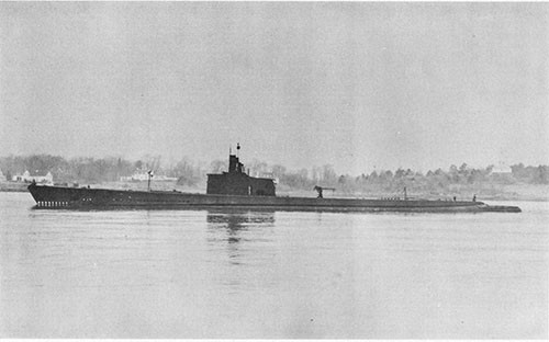 Photo 8-1: GRENADIER (SS210). Photo taken on 27 December 1941.