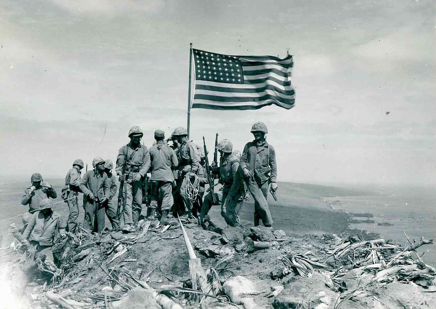 WWII Amerikaner Flagge auf Iwo Jima 