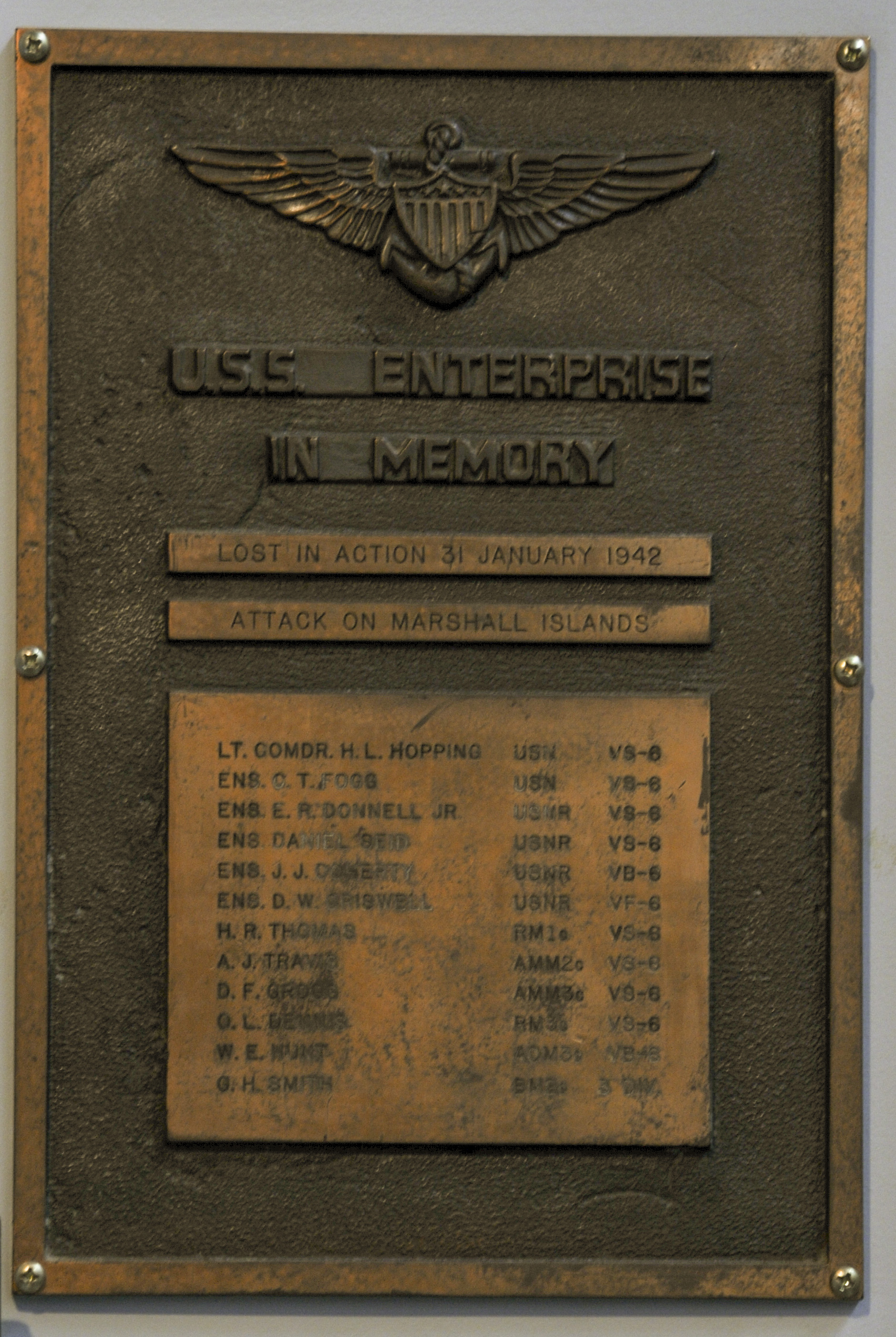 https://www.history.navy.mil/content/dam/nhhc/our-collections/artifacts/ship-and-shore/builders-memorial-and-historical-data-plaques/Commemorative%20Plaques/1958-16-c_Memorial_Plaque_Enterprise/NHHC%201958-16-C%20Memorial%20Plaque%20Enterprise%201942.jpg