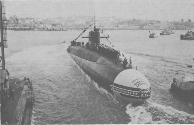 Photograph Navy Submarine Stonewall Jackson SSBN-634 Mare Island 1963   8x10 