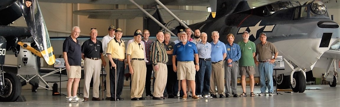 <p>Volunteers in front of PBY-1&nbsp;</p>
