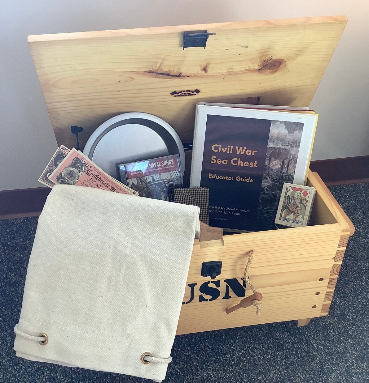 Image of the National Museum of the American Sailor's Civil War Traveling Sea Chest, available to educators. 