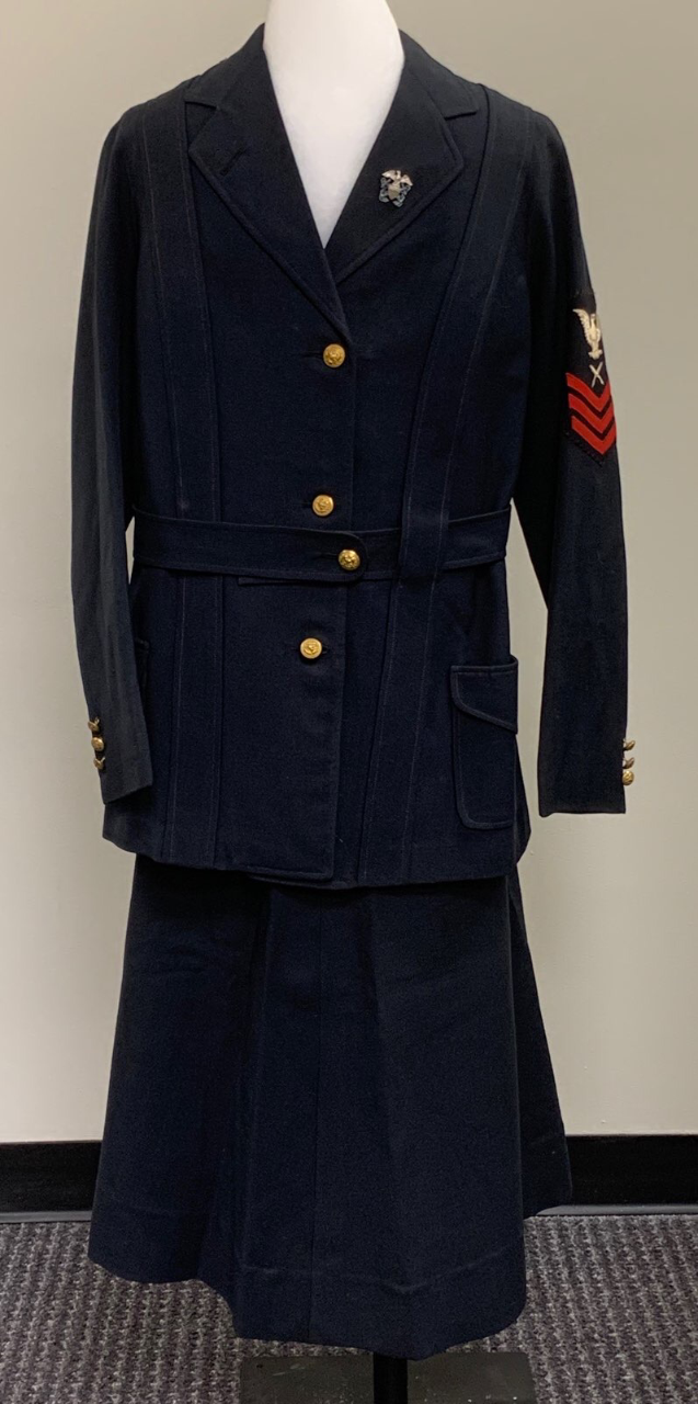 Uniform of Yeoman (F) Lilian Haub