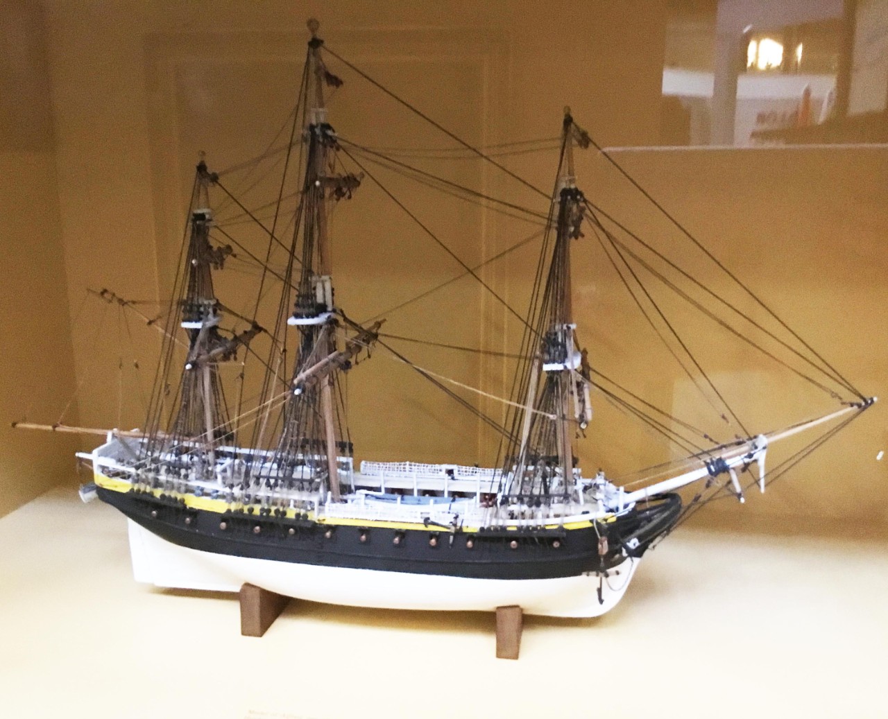 NMUSN:  American Revolution:   Continental Navy ship Alfred