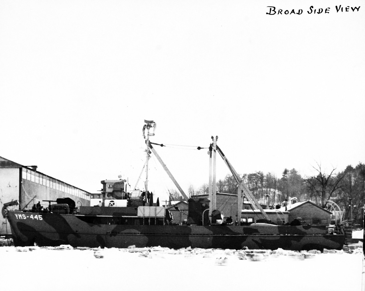 19-LCM-Box-574-YMS-445-1:  YMS-445, 1944.   Broadside view, at C. Hiltebrant Drydock Co, Kingston, New York, 1944.  Official Bureau of Ships Photograph, now in the collections of the National Archives.  (2017/10/18).   