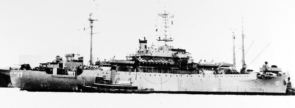 NH 84642:  USS Taconic (AGC-17), mid-1940s.   NHHC Photograph Collection.   