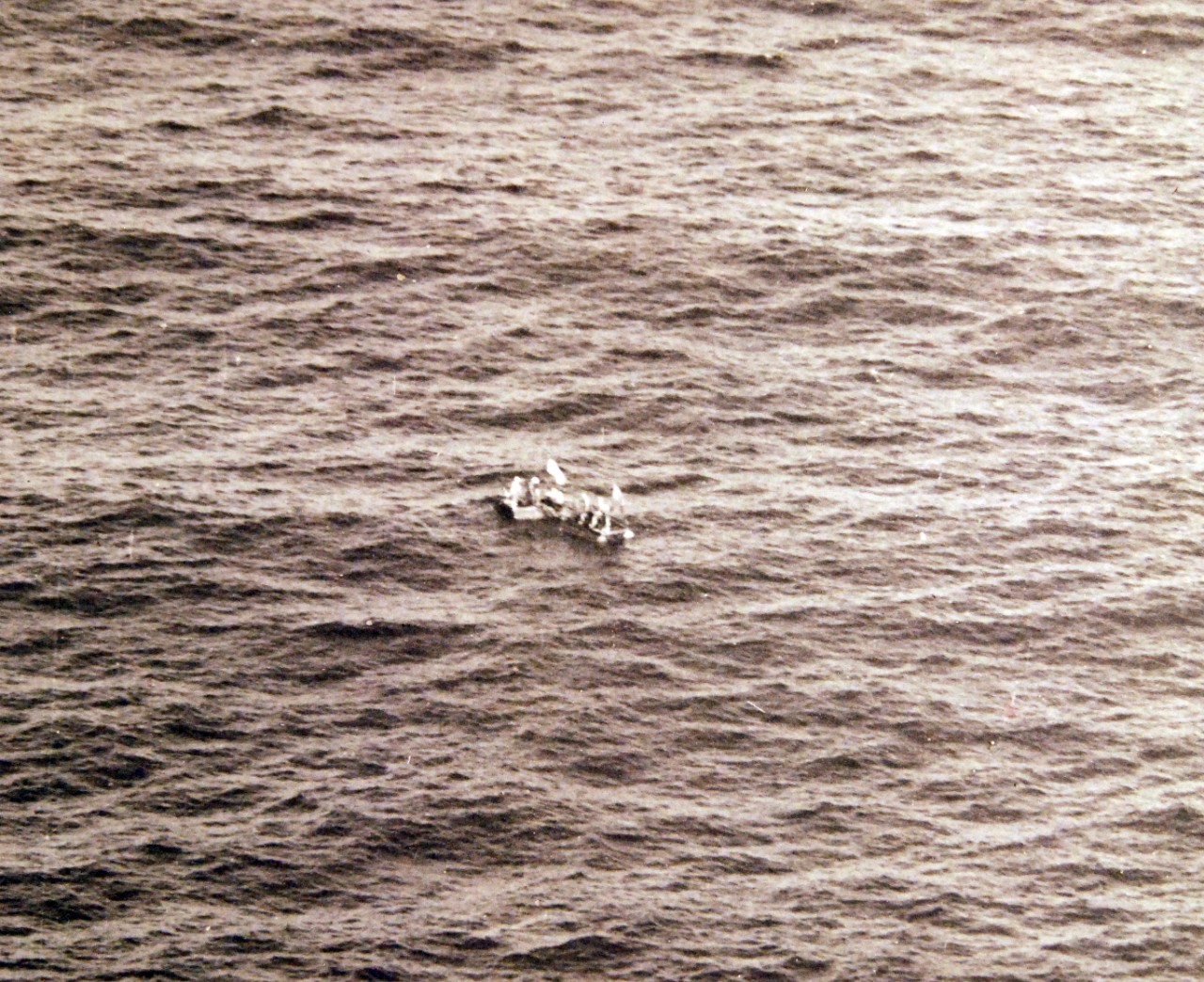 <p>80-G-61538: German U-boat attacks, WWII. Aerial of survivors on rafts from SS Delvalle sunk by German U-boat off the Southern coast of Haiti, April 12, 1942.&nbsp;</p>
