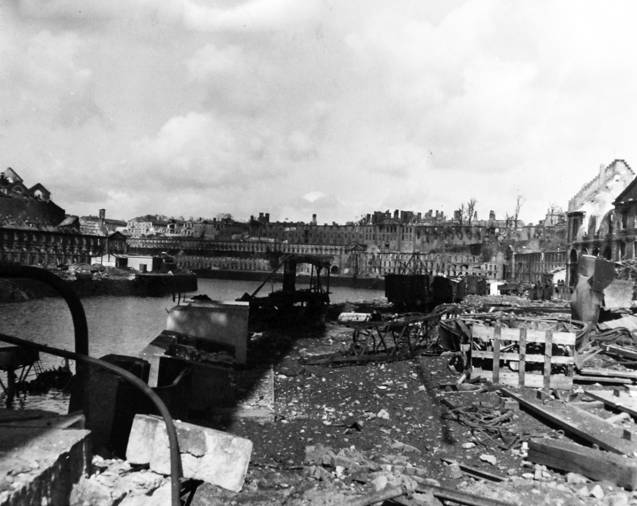 80-G-257429:  Invasion of Southern France, Brest, August-September 1944.   Allied Naval gunfire and serial bombing of Brest, France, during the battle for the liberation of the city, resulted in this devastation and wreckage.  Shown are the wrecked buildings along the water front, 27 September 1944.  Official U.S. Navy Photograph, now in the collections of the National Archives.   (2014/10/28).