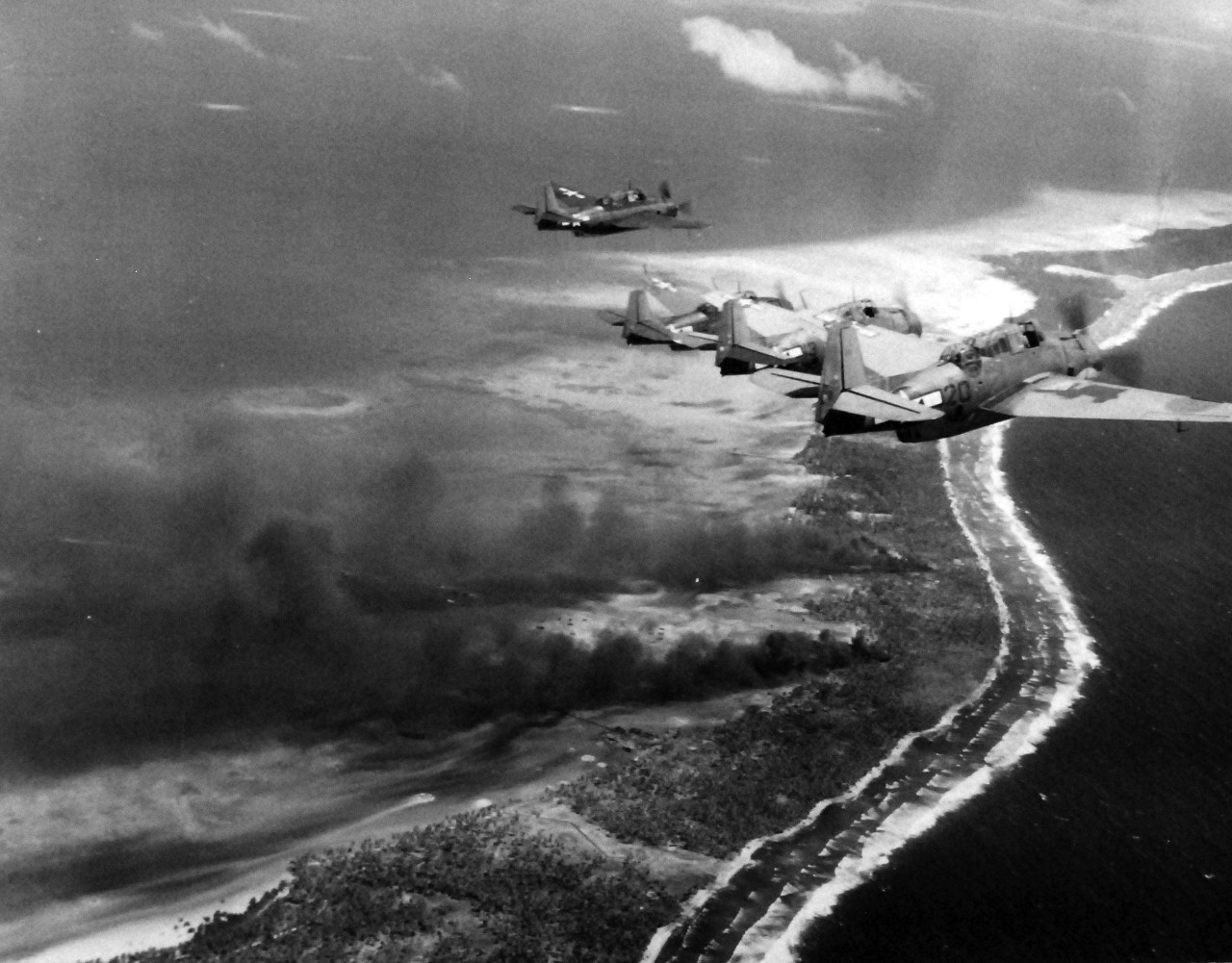 80-G-204724:  Operation Galvanic, November 1943.    TBF aircraft on patrol over Makin Island in the Gilbert Group, 20 November 1943.    Official U.S. Navy Photograph, now in the collections of the National Archives.  (2013/09/19).