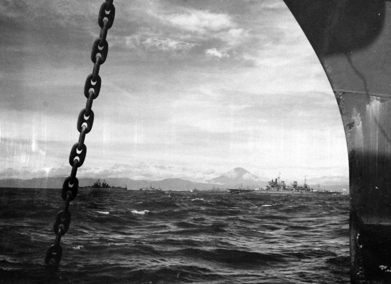 80-G-355192:   Formal Surrender of Japan, Toyko Bay, Japan, September 2, 1945.      U.S. Navy ships anchored in Tokyo Bay.   Note, Mt. Fujiyama.     Photograph received September 8, 1945.        Official U.S. Navy Photograph, now in the collections of the National Archives.  (2018/01/24).  
