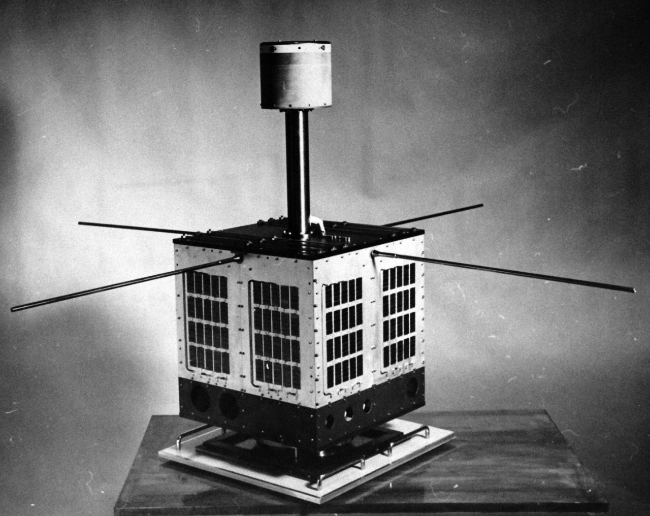 USN 711010:  The Injun II satellite.  This satellite was built by the State University of Iowa under the Office of Naval Research sponsorship, will study the relationship between alien-belt radiation and such aurora phenomena as “Northern Lights”.  It was one of five-satellites making up the Composite I payload.    Photograph released January 24, 1962.  Official U.S. Navy Photograph, now in the collections of the National Archives.  
