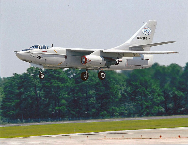 Photo of last flying EA-3B Skywarrior landing for the final time at NAS Pensacola